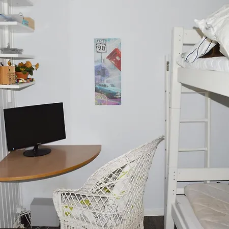 Beautiful In With Wi-fi And 2 Bedrooms *